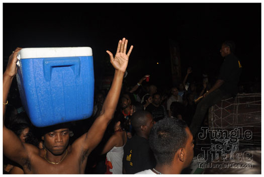 blue_range_cooler_fete_2011-161