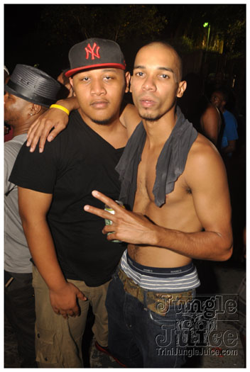 blue_range_cooler_fete_2011-168