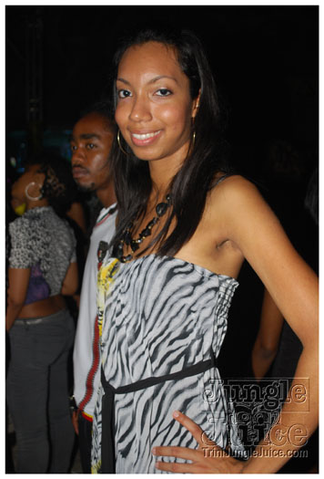 caution_2011-030