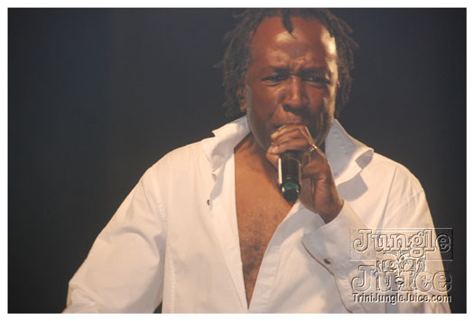 central_bank_all_inclusive_2011-271