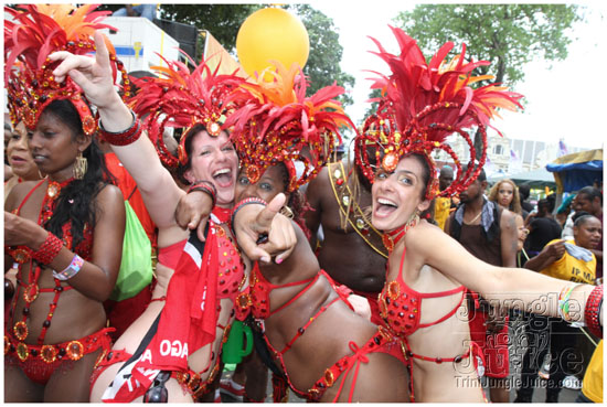 islandpeople_mas_2011_tuesday_part2-247