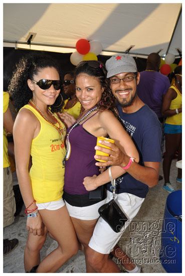 pan_semi_finals_2011_pt1-202