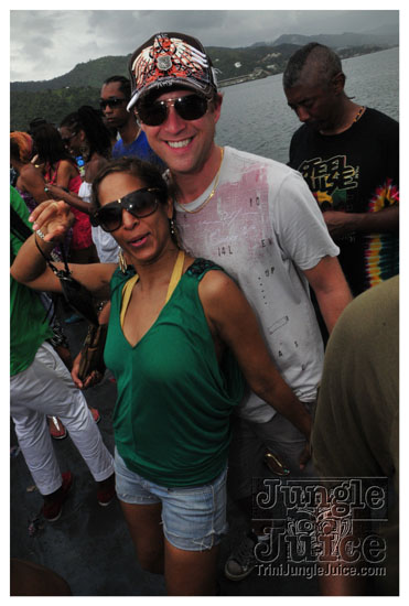 silent_morning_trini_2011-224