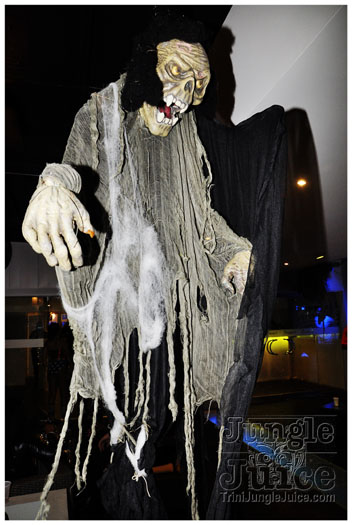 spooked_2011_oct29-151
