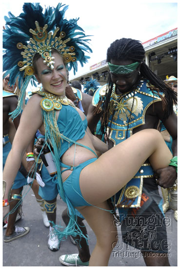 tribe_mas_2011_tuesday_part3-256
