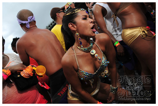 tribe_mas_monday_2011_part1-210