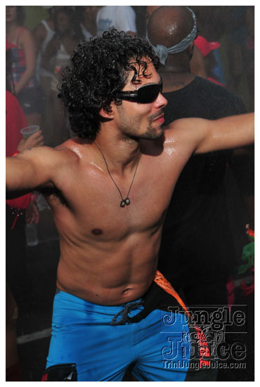 tribe_mas_monday_2011_part1-295