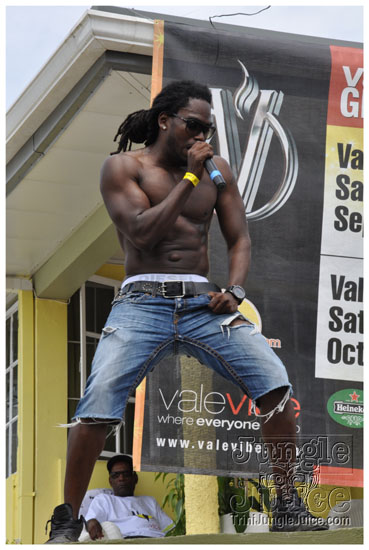 vale_bfast_party_2011_part2-237