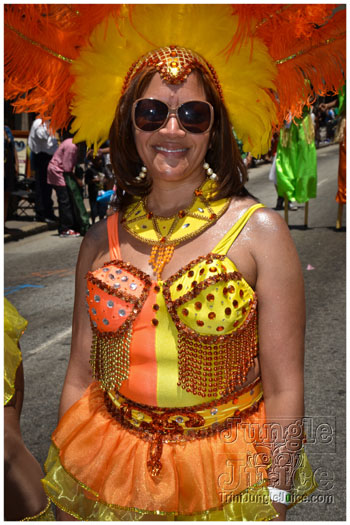 atl_carnival_parade_2012_pt1-083