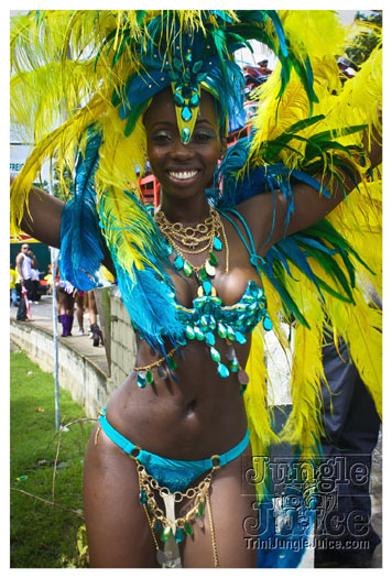 kadooment_day_2012_pt1-048