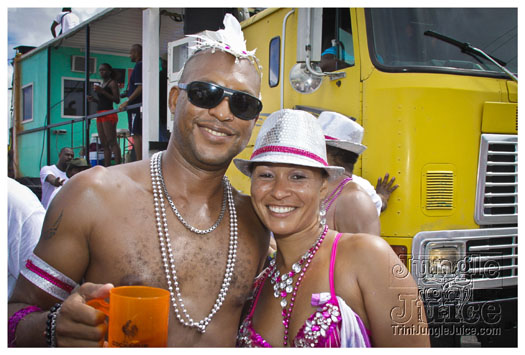 kadooment_day_2012_pt1-056