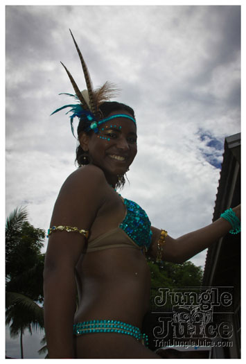 kadooment_day_2012_pt1-102