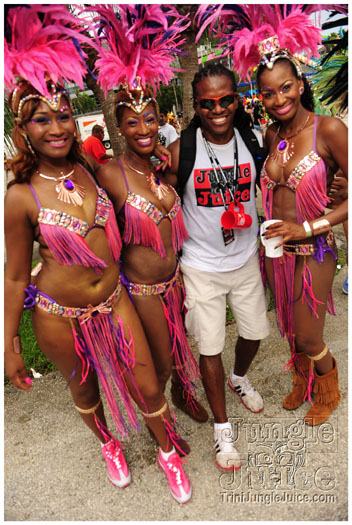 miami_carnival_2012_part2-206