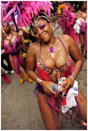 miami_carnival_2012_part2-227