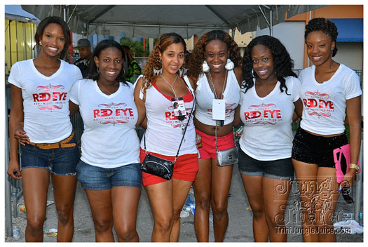 red_eye_2012-071