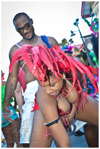 cayman_carnival_2012_part3-176
