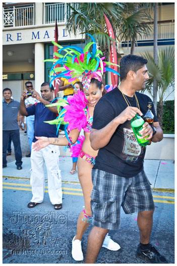 cayman_carnival_2012_part3-180