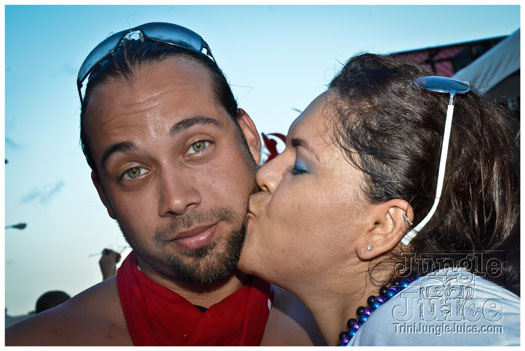 cayman_carnival_2012_part3-187