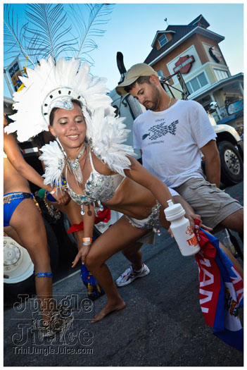 cayman_carnival_2012_part3-189