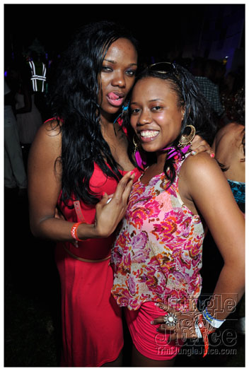 beach_house_2012_part3-182