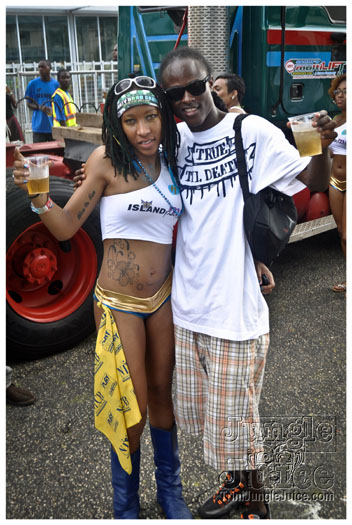 island_people_mas_monday_2012-181