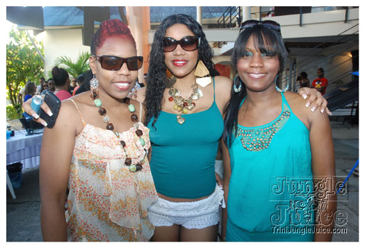 shades_2012-052