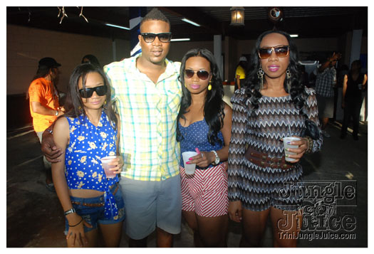 shades_2012-059