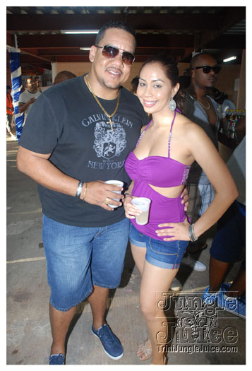 shades_2012-060