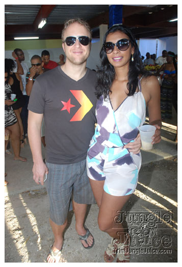 shades_2012-064