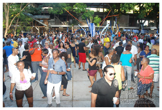 shades_2012-066