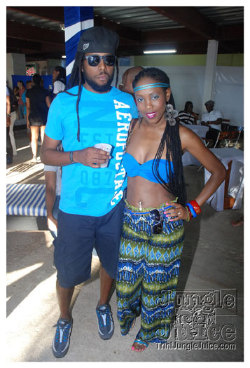 shades_2012-076
