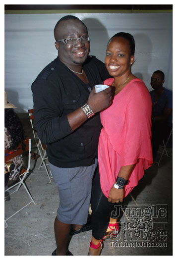 shades_2012-084