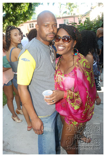 shades_2012-098