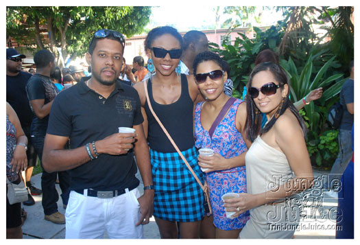 shades_2012-100
