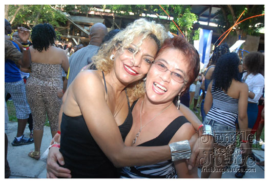 shades_2012-101
