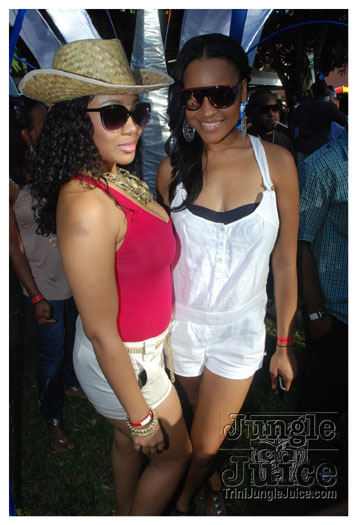 shades_2012-115