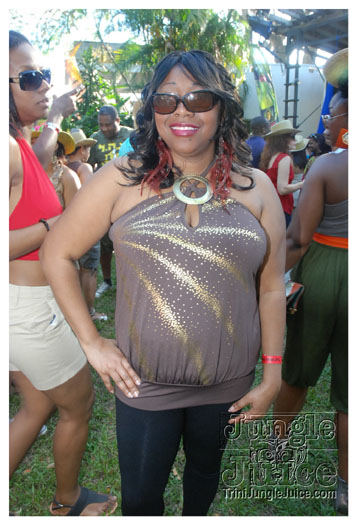 shades_2012-117