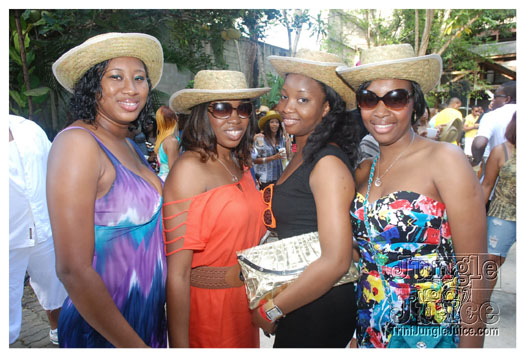 shades_2012-119