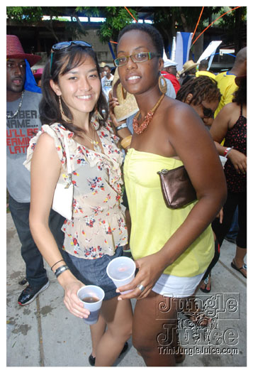 shades_2012-138