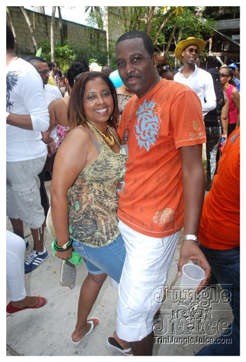 shades_2012-168