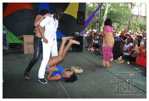 shades_2012-186