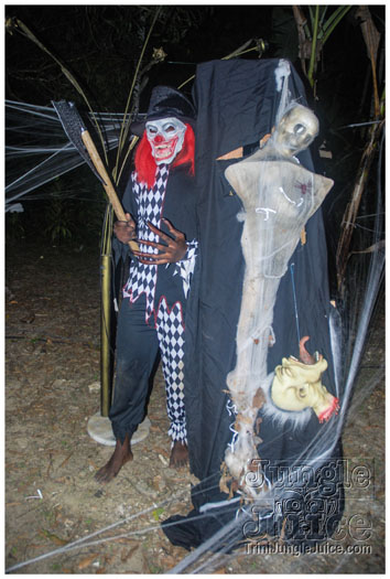 spooked_2012-033
