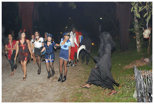 spooked_2012-043
