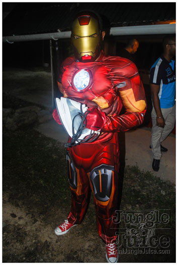 spooked_2012-070