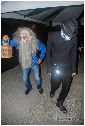 spooked_2012-097