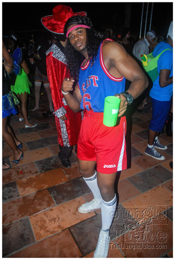 spooked_2012-142