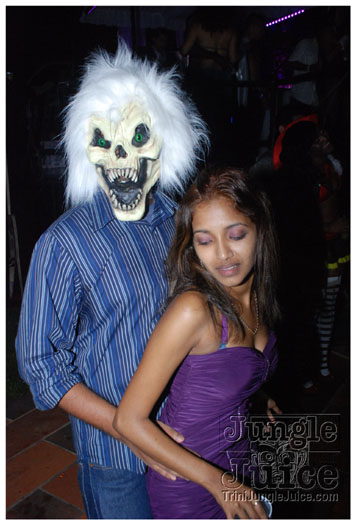 spooked_2012-194