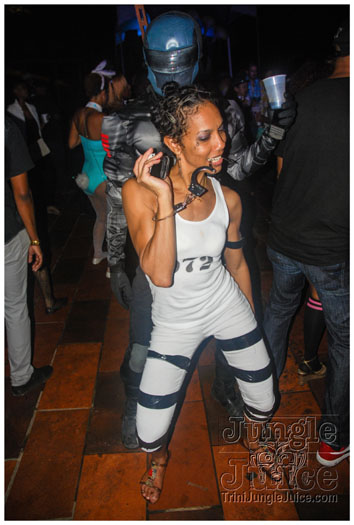 spooked_2012-209