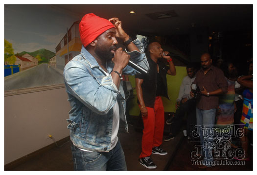 woodford_cafe_unplugged_apr3-035