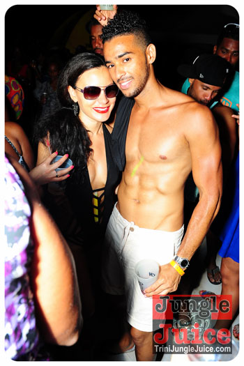 booze_premium_2013_pt1-210
